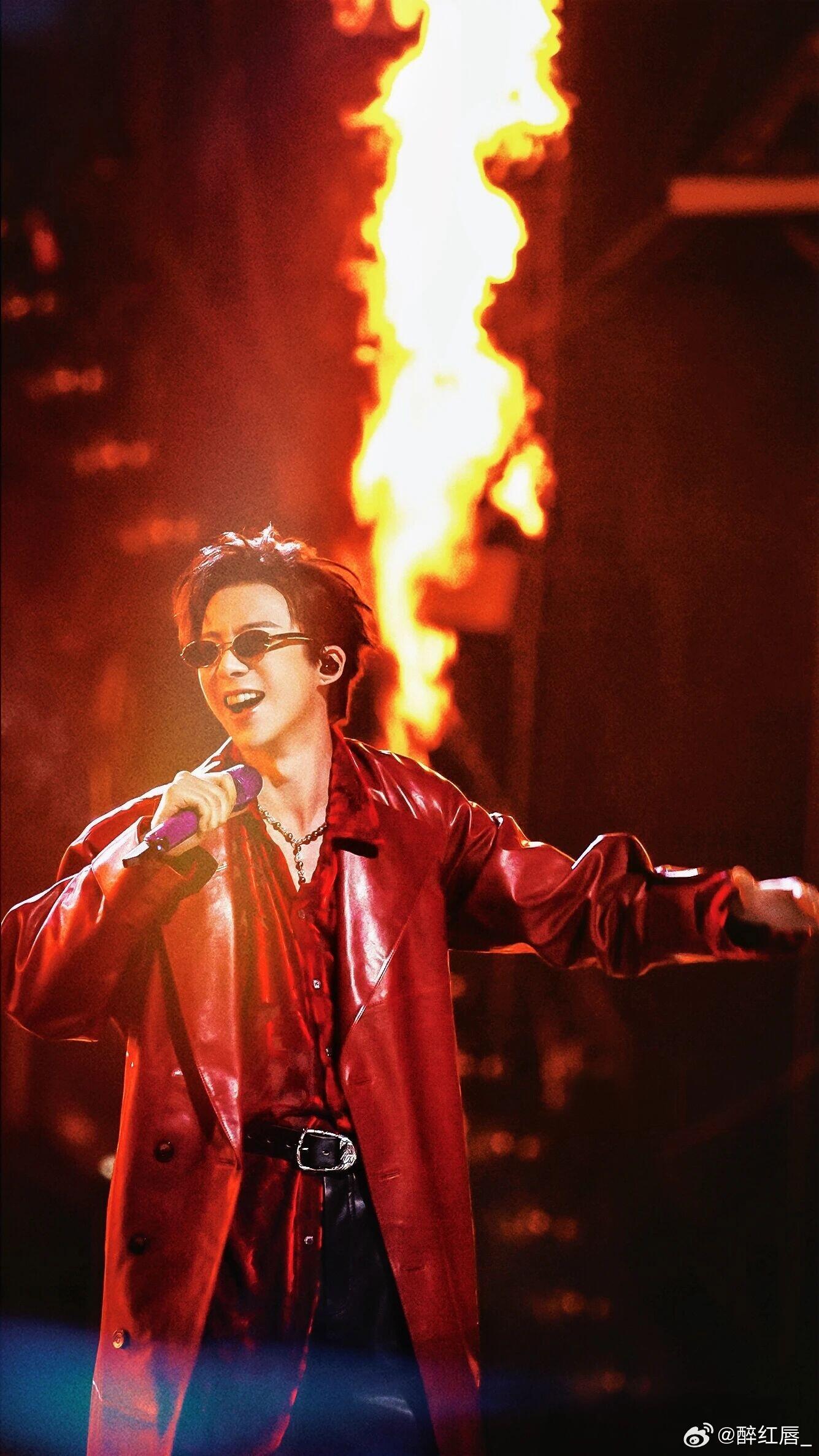 刘宇宁你好香啊颜值在线、性格讨喜、实力能打，再加上一句软乎乎的“你好香啊”，刘宇