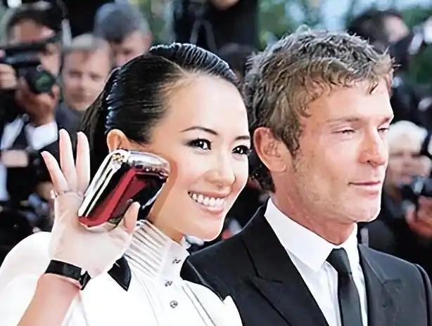 2009年，Vivi花5000万买了一套豪宅送给章子怡。俩人都准备结婚了，章子怡