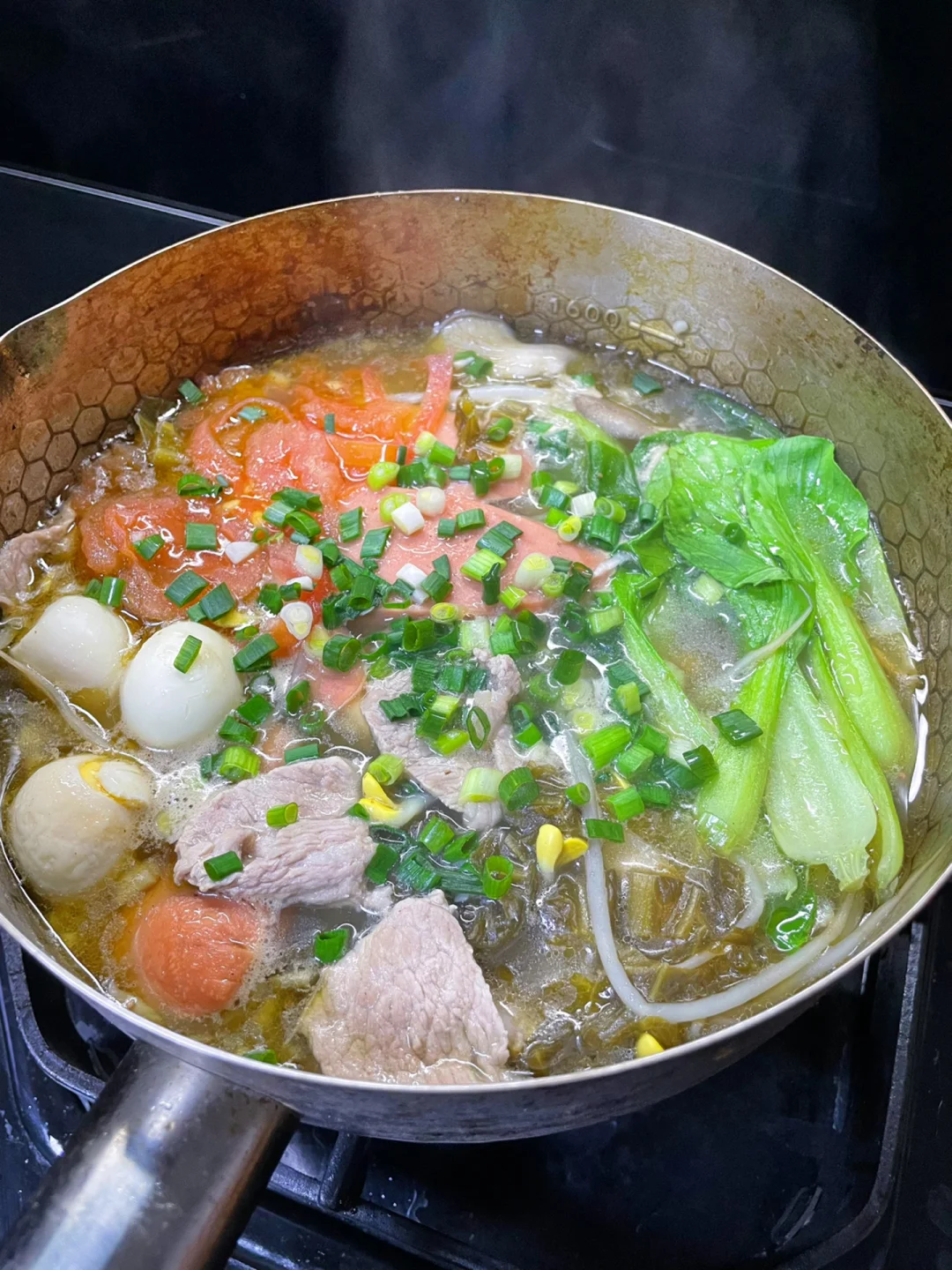 家庭版三鲜米线，可以把汤喝完的米线🤤