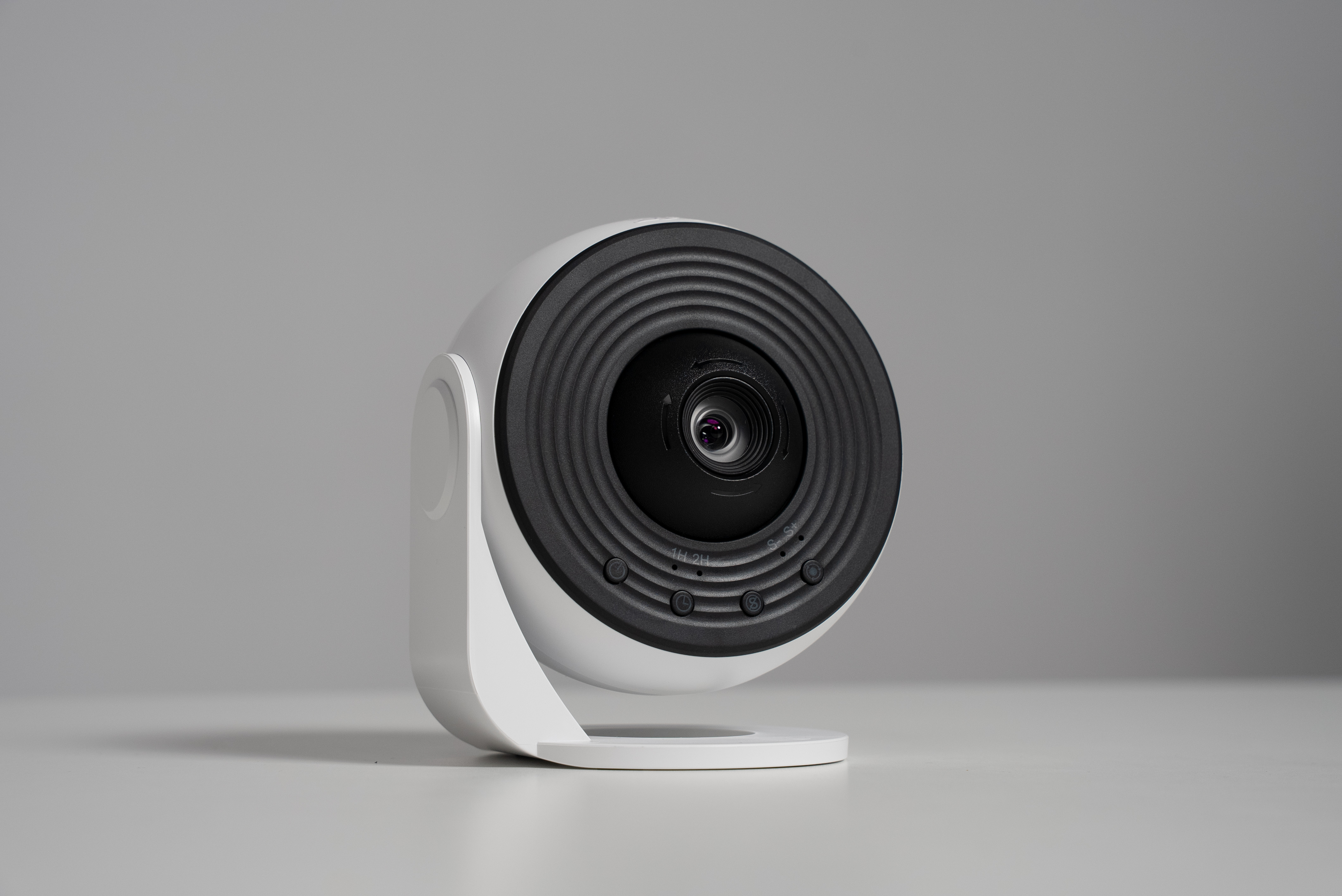 评论区抽一个 OPPO Reno15 的星空灯邀请函～可以换各种镜片投影不同的星