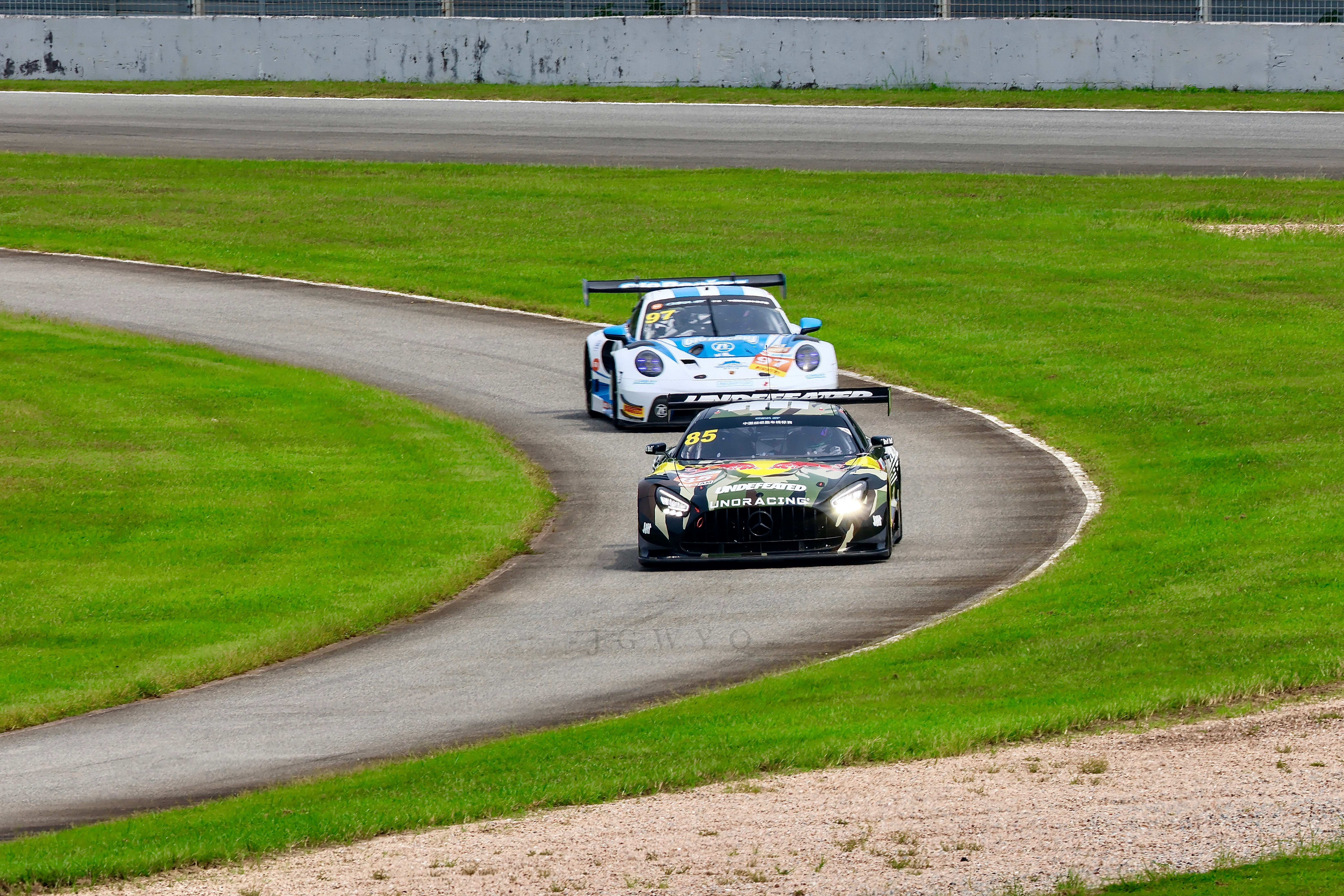 眼神杀85RACING