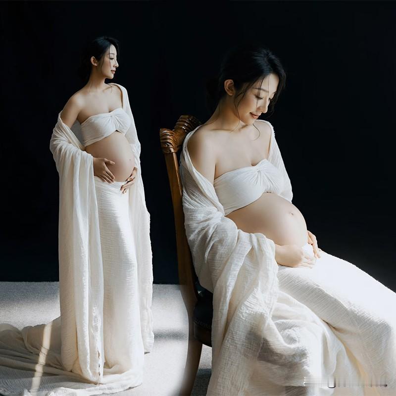 乖乖，现在的年轻人太开 放了！拍个大肚子是啥意思？

虽然说，怀孕是女人一生中最