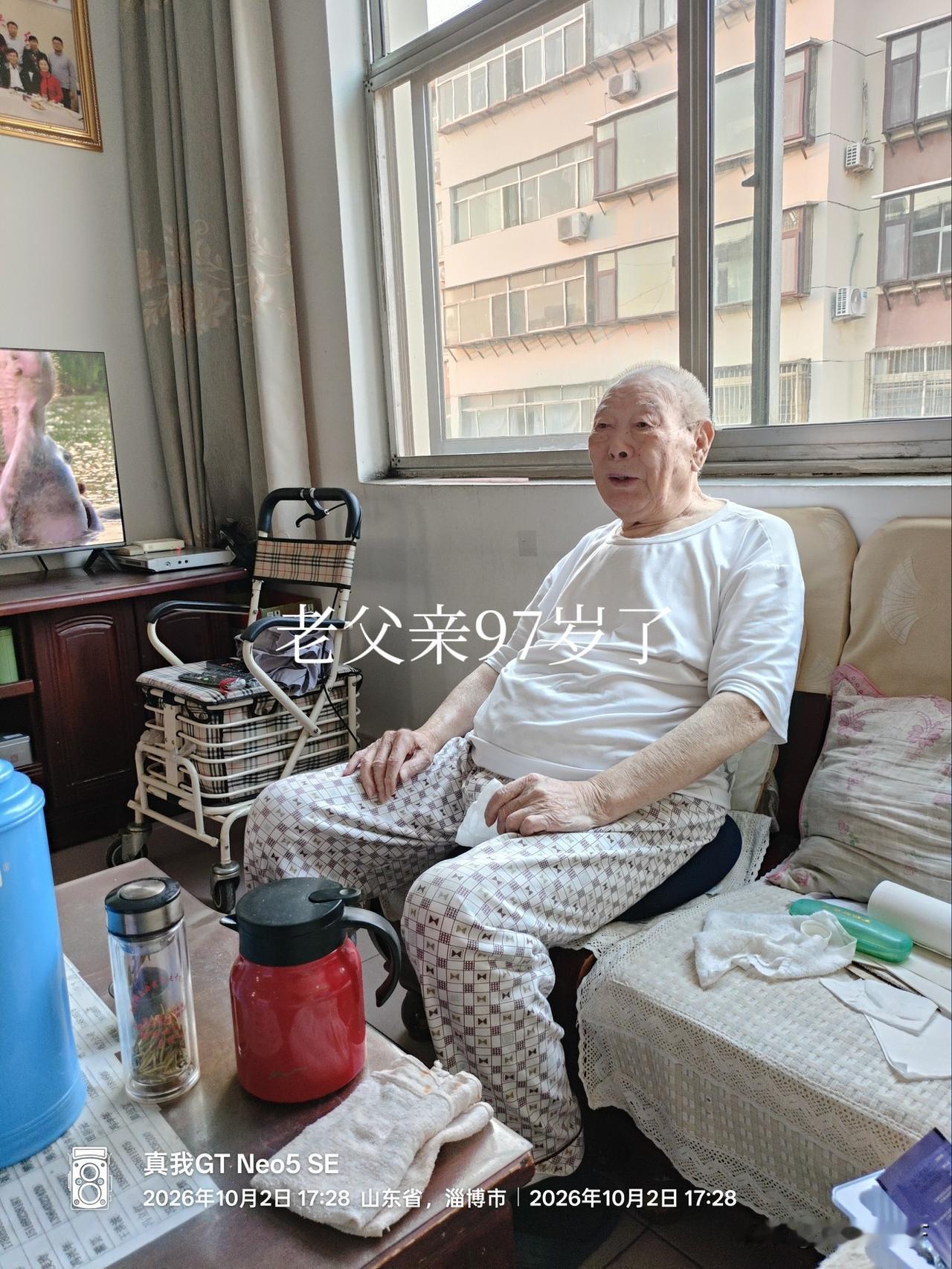一万人里有多少活到80岁？

从出生算起，一万个新生儿里，大约6000人左右可以