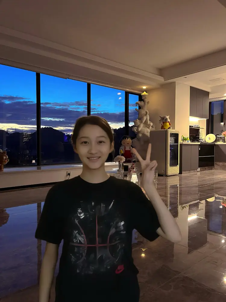 鹿晗是真男人 没想到我姐也是真女人关晓彤