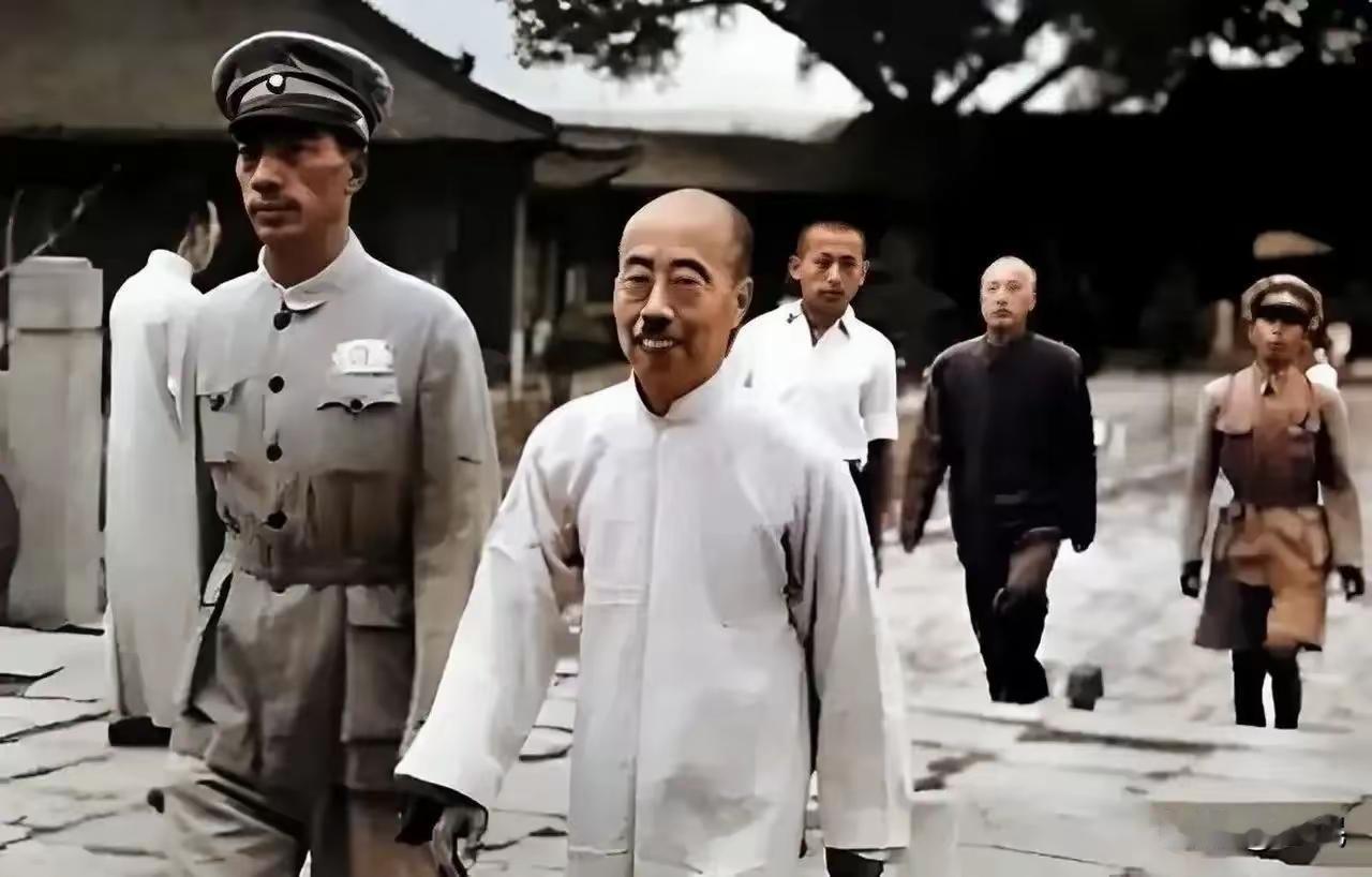 王铎：当汉奸时的周作人