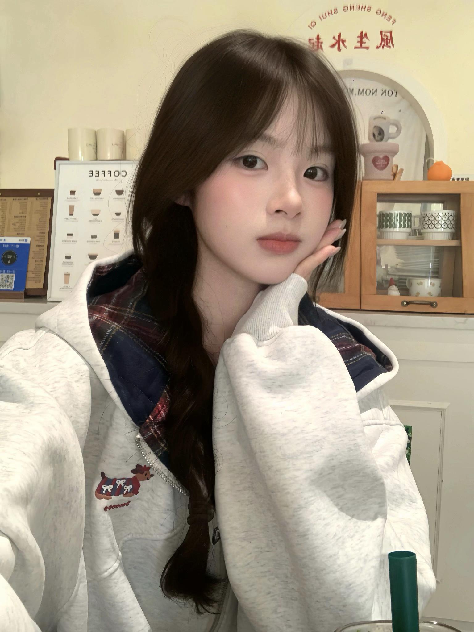 ^ ̳- ‧̫ • ̳^ฅ