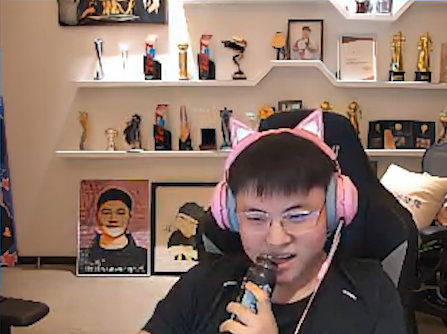 Uzi：0-2开局？20号没有，21号蓝色方打宝蓝，第二场打Letme，第三场打