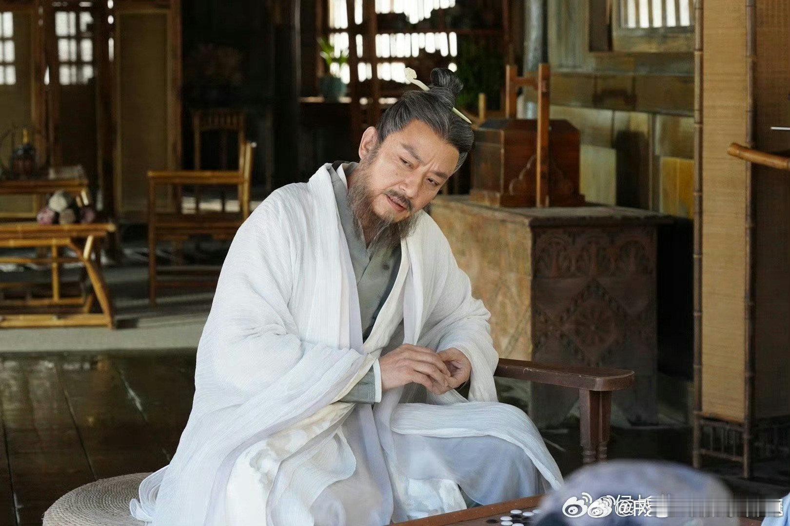 #张晚意说爷爷我给你报个班吧#张晚意你怎么自带搞笑体质，不过爷爷也确实是你爱情的