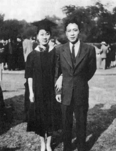1932年，大才子钱钟书暗恋“燕大校花”赵萝蕤，可赵萝蕤却嫌弃钱钟书小家子气，转