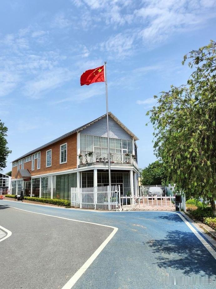 🌊长洲岛水上运动中心｜一站式玩转水上天堂

在市中心挖到一处鲜为人知的宝藏运动
