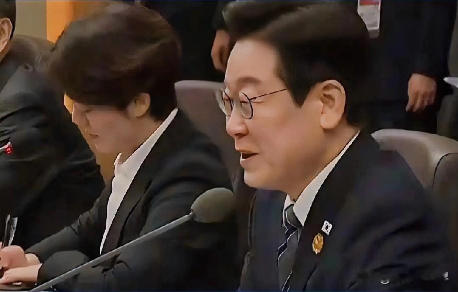 1月13日晚上的最新消息，速报，全都不容错过，第四条： 韩国总统强调韩日合作重要