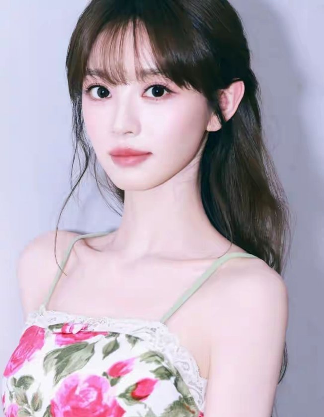 天才女友总制片人怎么了这“多大咖位啊”，演员田曦薇疑遭代拍围堵辱骂，全程低头沉默