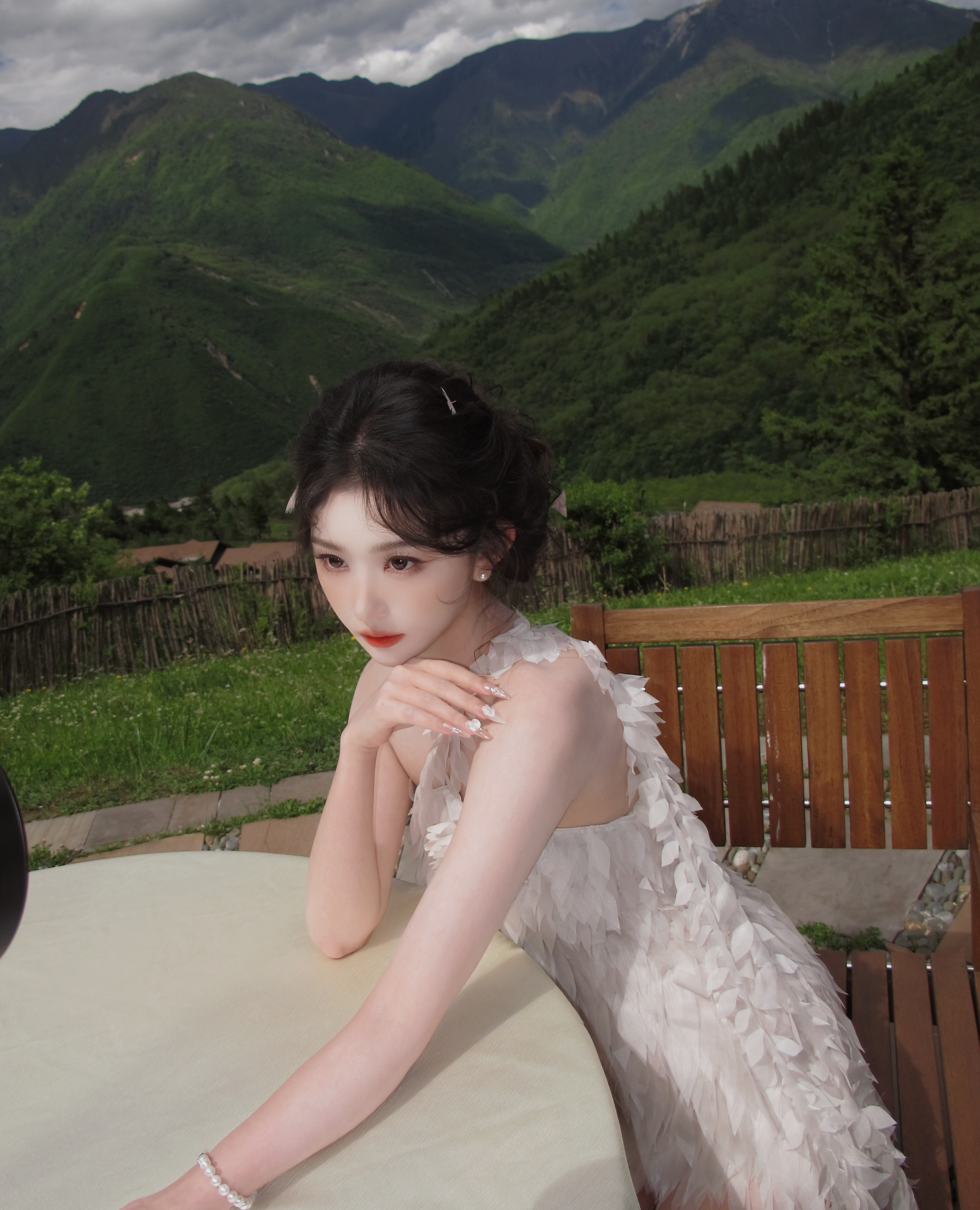 VOGUE出发图我敢保证这个孔雪儿是天使 