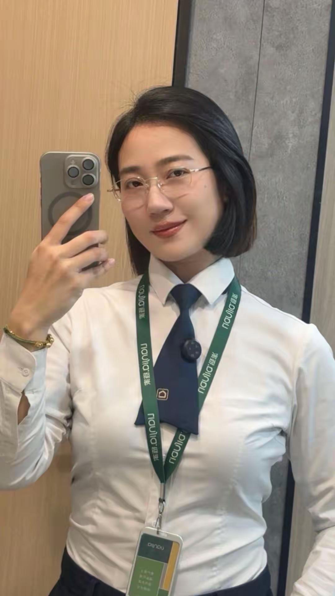 在你眼里，什么样的女人最漂亮好温柔的小姐姐[害羞][玫瑰]