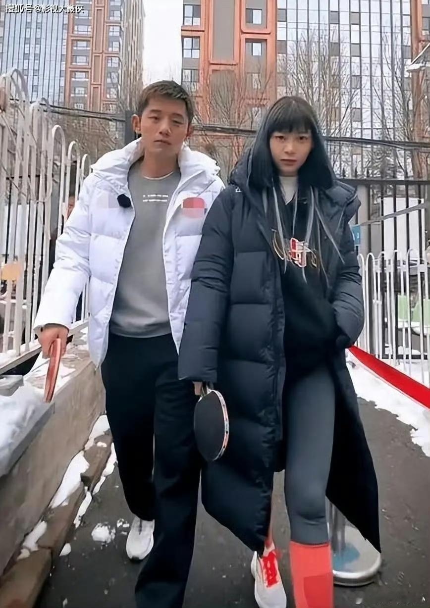 曝张继科张蕊隐婚三年育有一子！体坛顶流"地下情"曝光，网友：这届狗仔太敢扒了
 