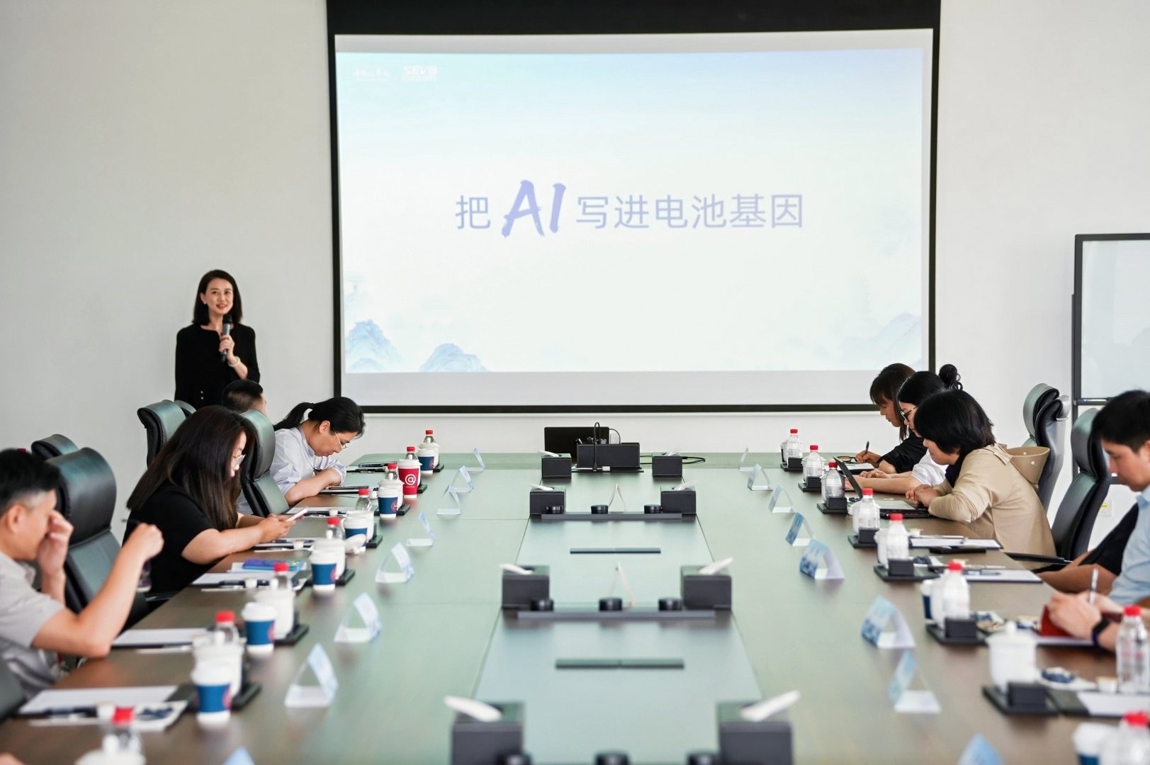 来枣庄赴一场硬核工业之旅想在一天之内同时感受前沿科技和千年古风？来枣庄就对了！清