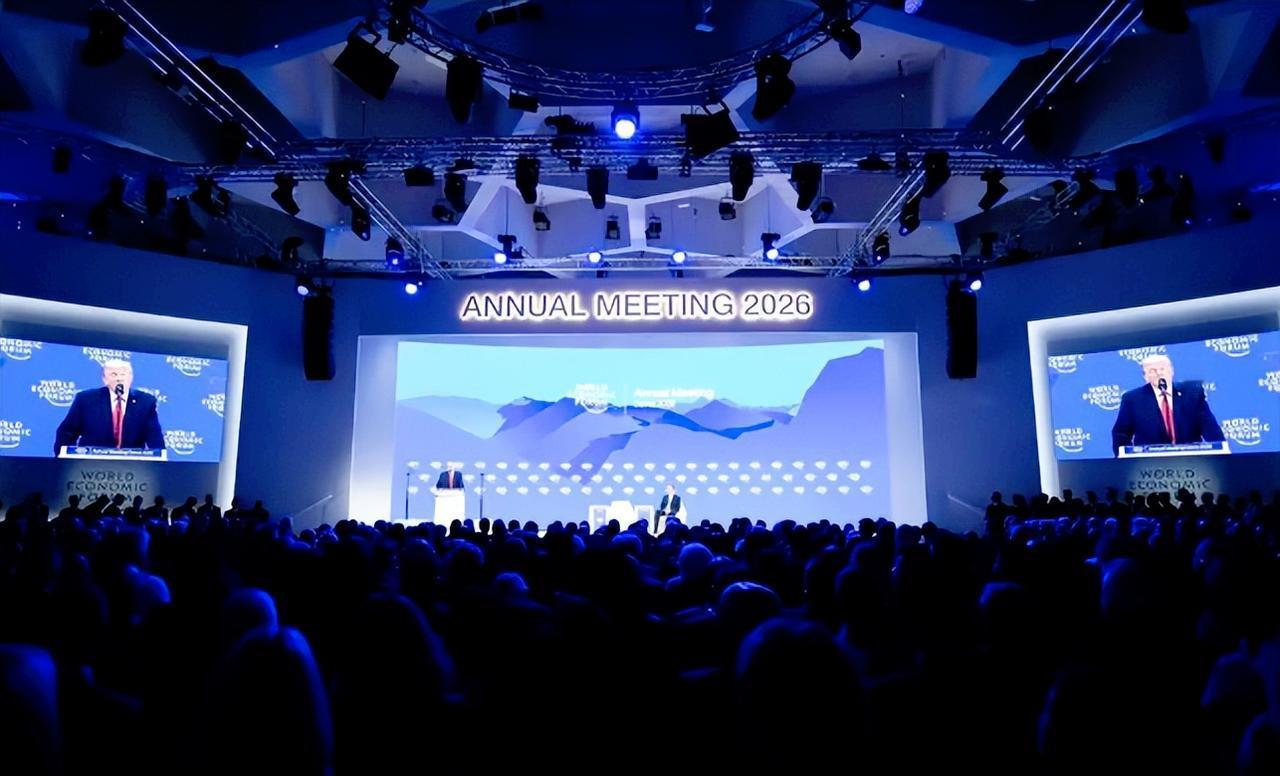 特朗普被盟友当众拆台了！他在达沃斯论坛当着众人面说，已经和北约商量好了关于格陵兰