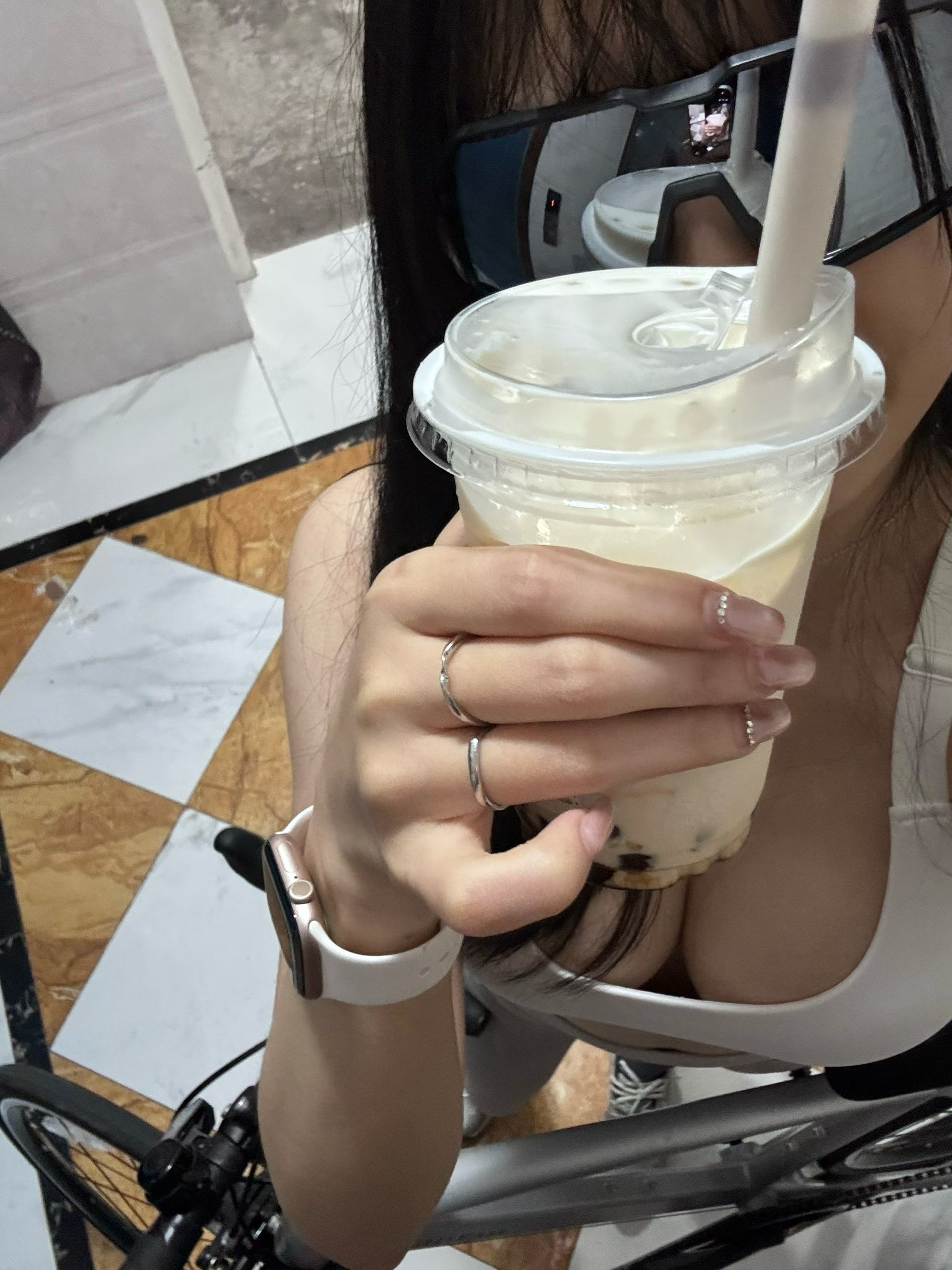 我，一个江苏00后父母赶上改革开放，在江浙沪买了一堆房子。从小跟着搬家，在南京，