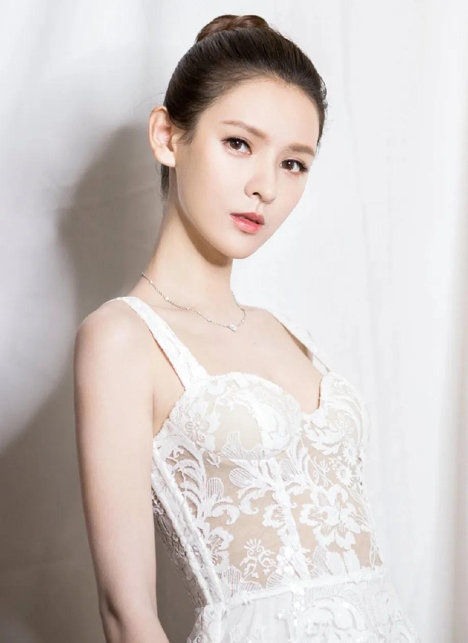 还记得张予曦吗？想想她的美！是朝鲜族美女代表吗？