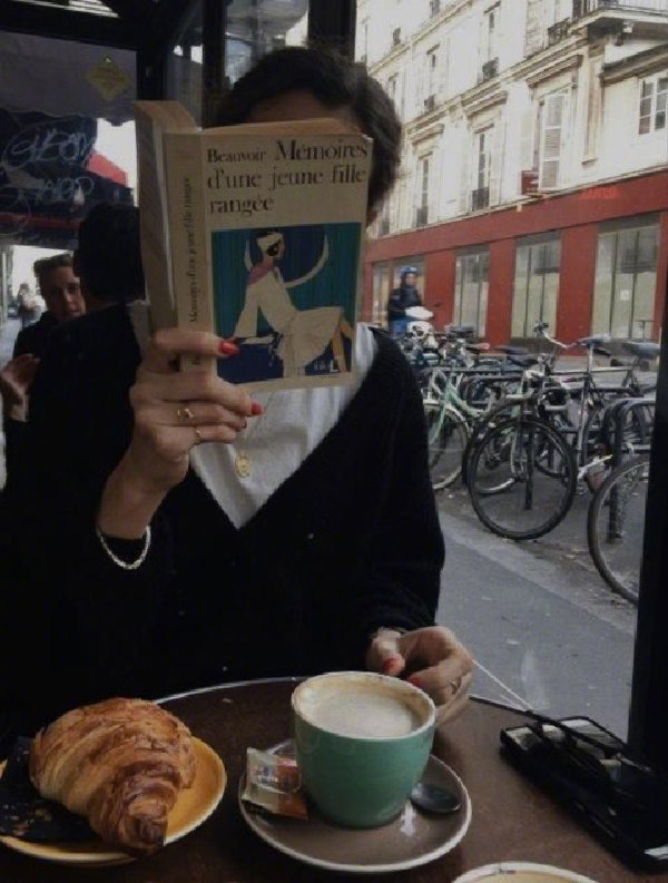 你可以没钱但你别抠。你可以没有承诺，但你别画大饼。你也可以没有诚意，但别满嘴跑火