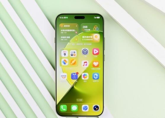 跑分超552万！荣耀Magic9 Pro Max顶配旗舰曝光

9月28日安兔兔
