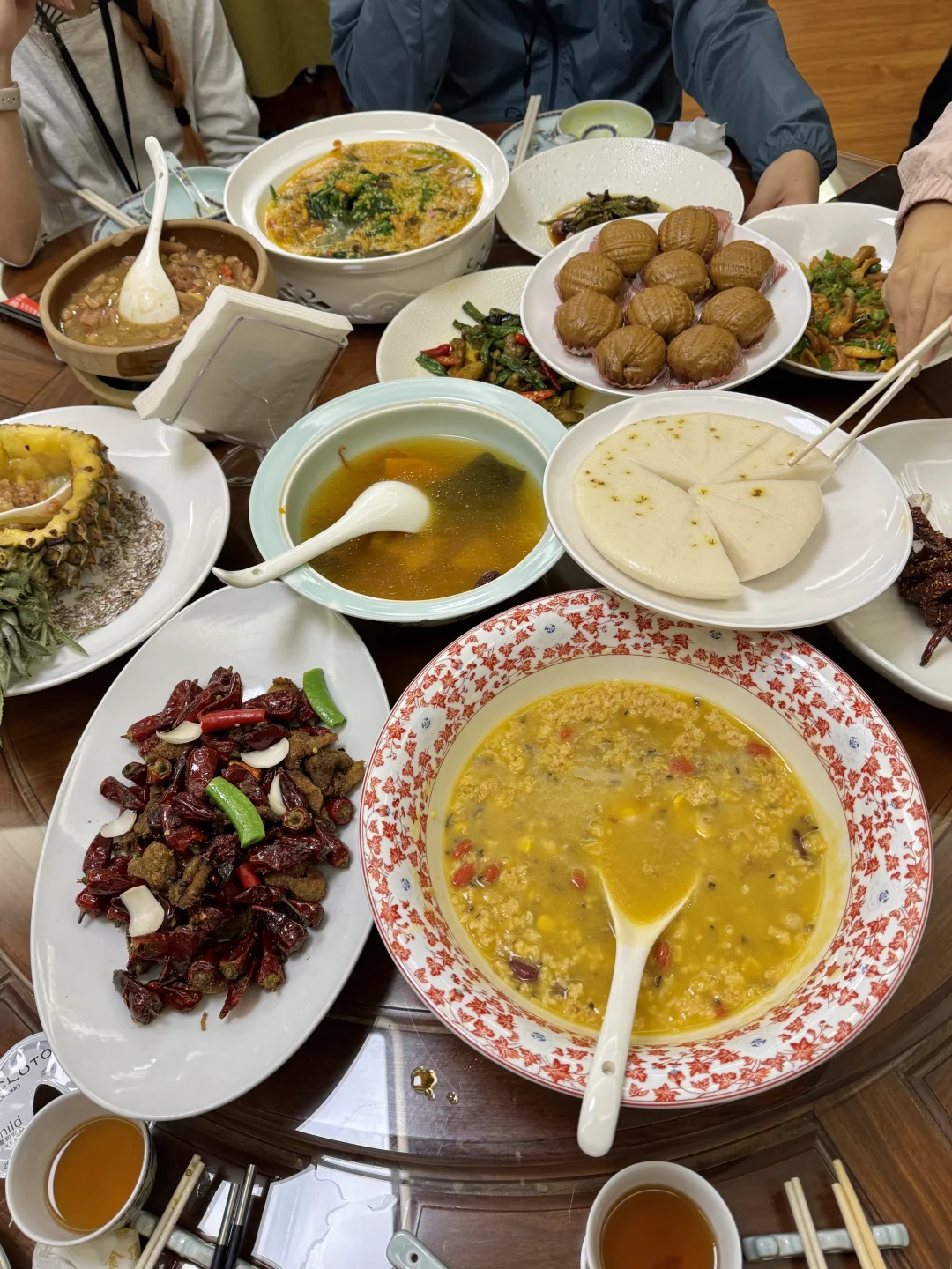 好吃哭…来峨眉山印象最深是这顿素菜！！！