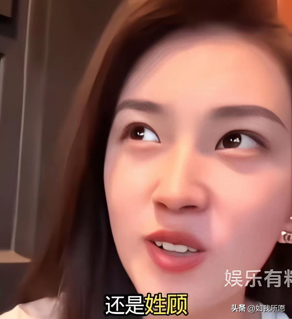 在短剧里，
郭宇欣不光老公叫串，
连孩子都能认错。

戏接得紧的时候，今天还是“