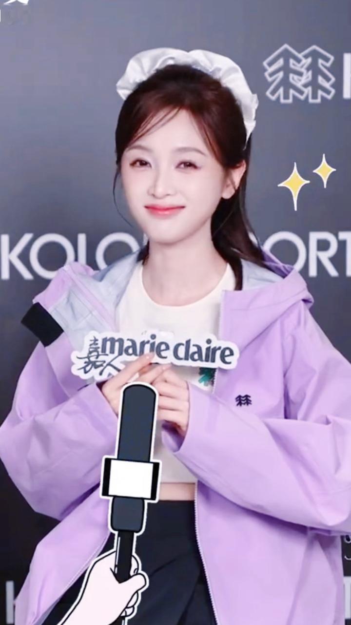 吴宣仪wxy吴宣仪有戏 好甜的拜拜 好可爱的飞吻​​​