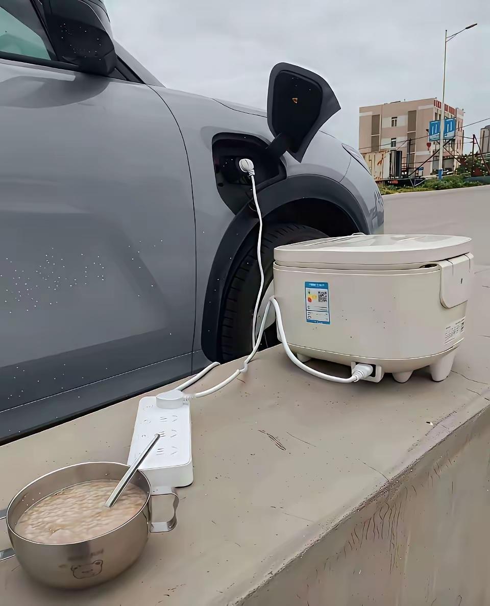 不是…电车真能这么操作？！