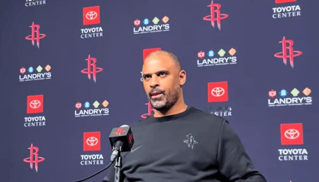 乌杜卡到底有没有战术啊，湖人第三节开始包夹杜兰特，杜兰特开始失误连连，而乌杜卡对