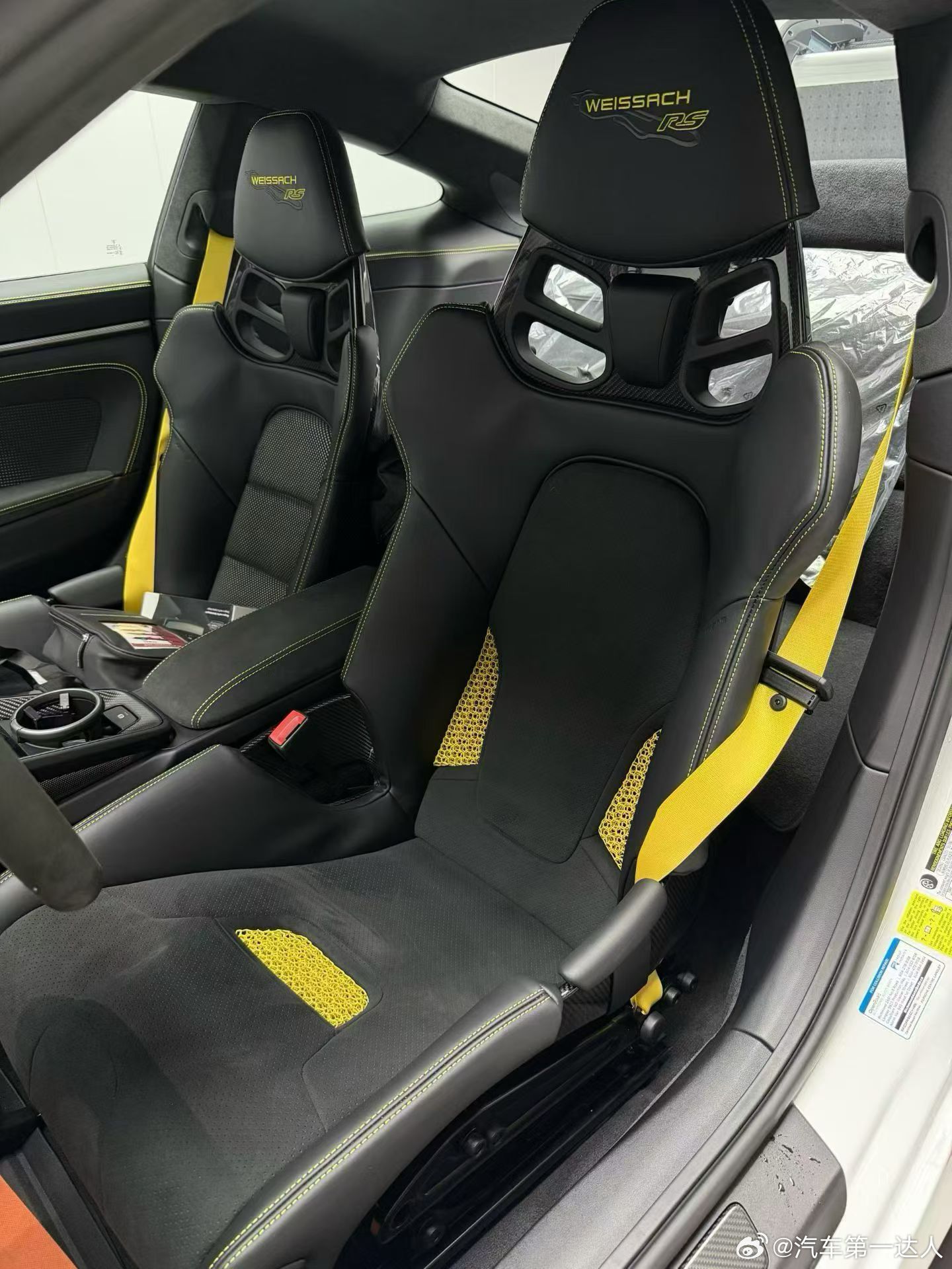 保时捷GT3RS，高定版配色，5000公里，美版 