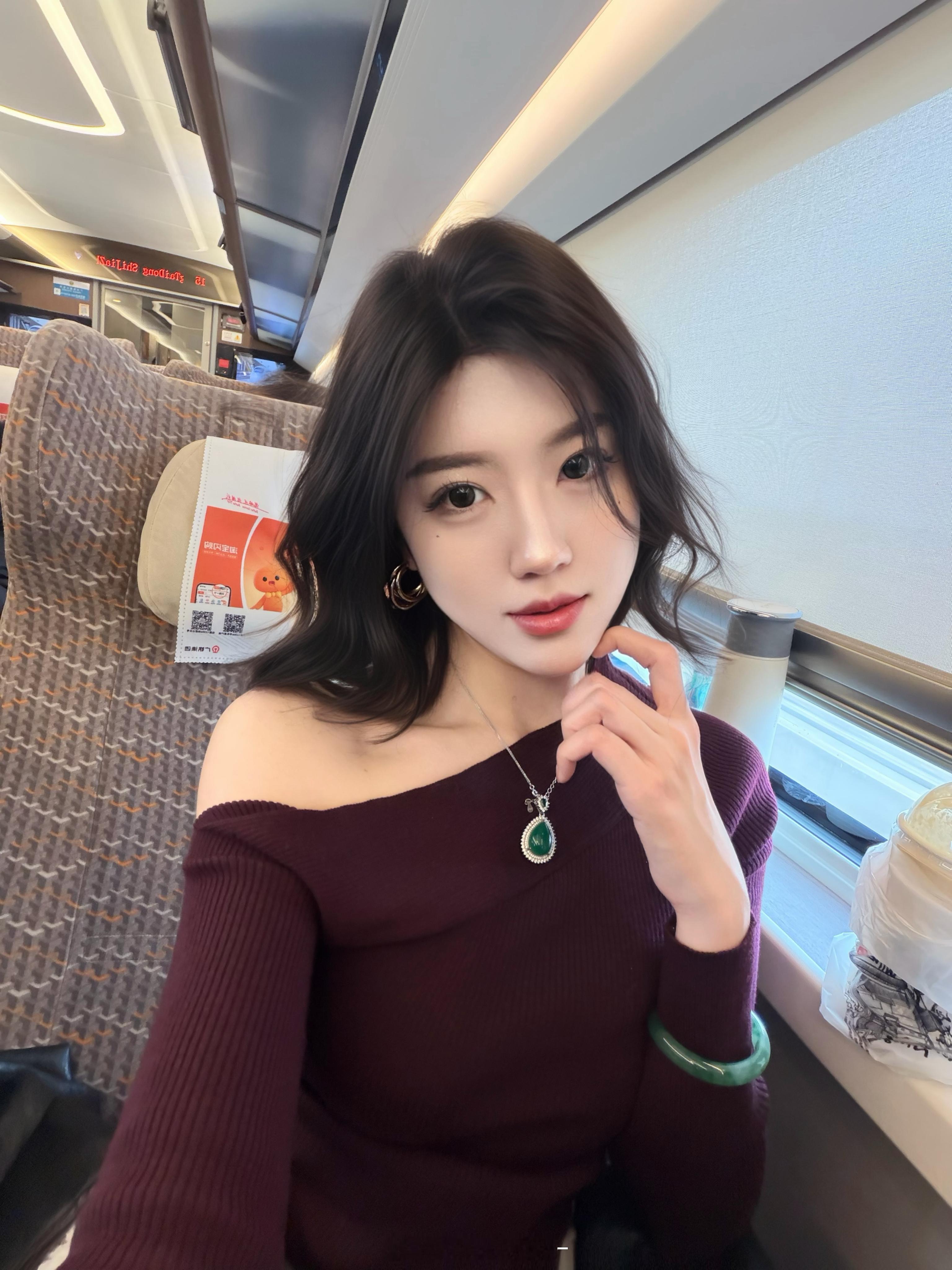 特种兵的两天in 武汉藕汤好好喝呀！肥肥虾庄也吃啦～可惜没有时间去逛逛黄鹤楼下次