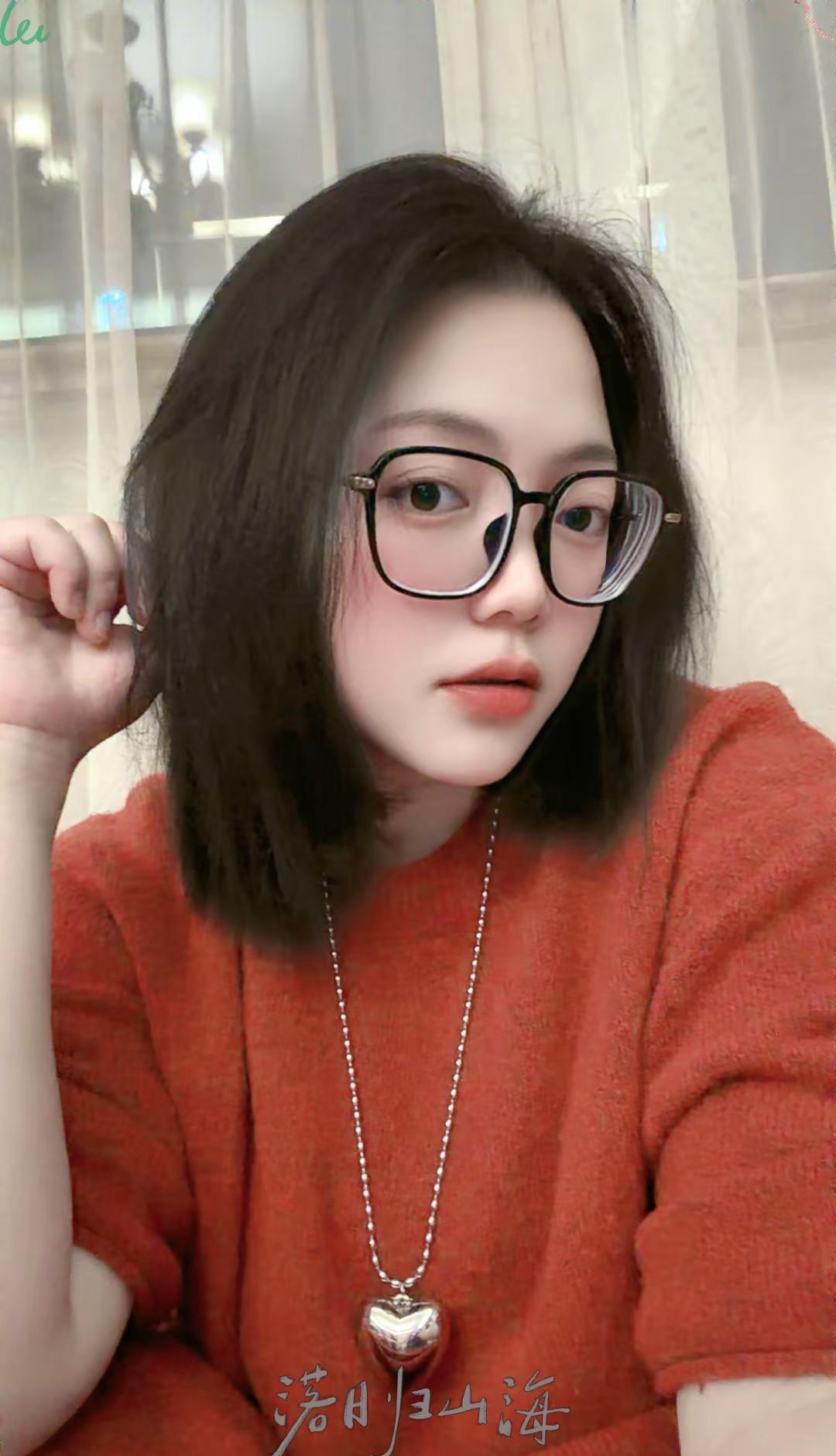 安然度日无所思虑，平平无奇的日常就是最好的生活。