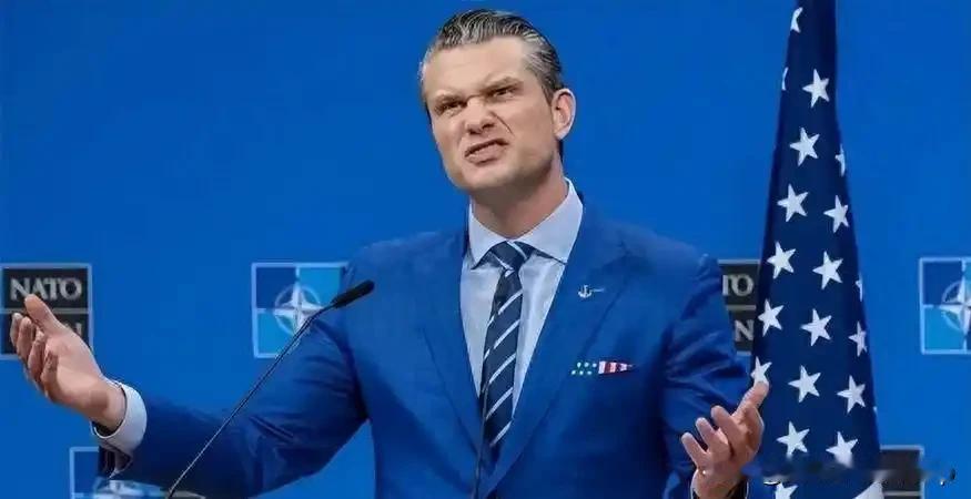 美防长被问武器库存当场破防：骂记者蠢，撂狠话"我绝不会回答这个问题……

8月2