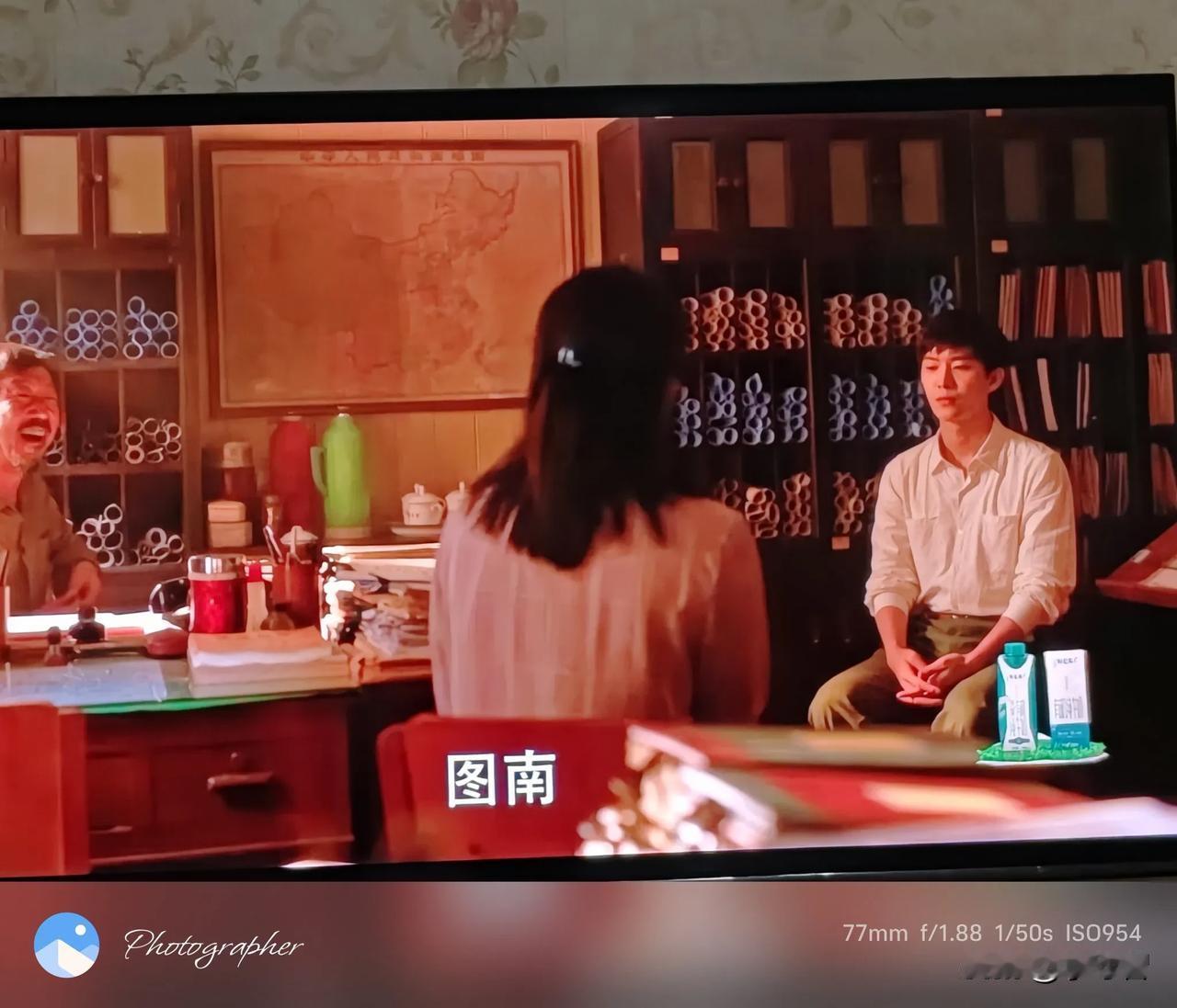 虽然不见得读书了就能腹有诗书气自华，虽然不读那么多书也可以当演员甚至演学霸，但偏