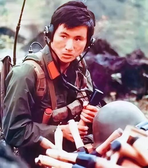 1985年，杨启良在老山打了18个敌人，退伍之后，被当地的恶霸欺负，他冷冷地说：