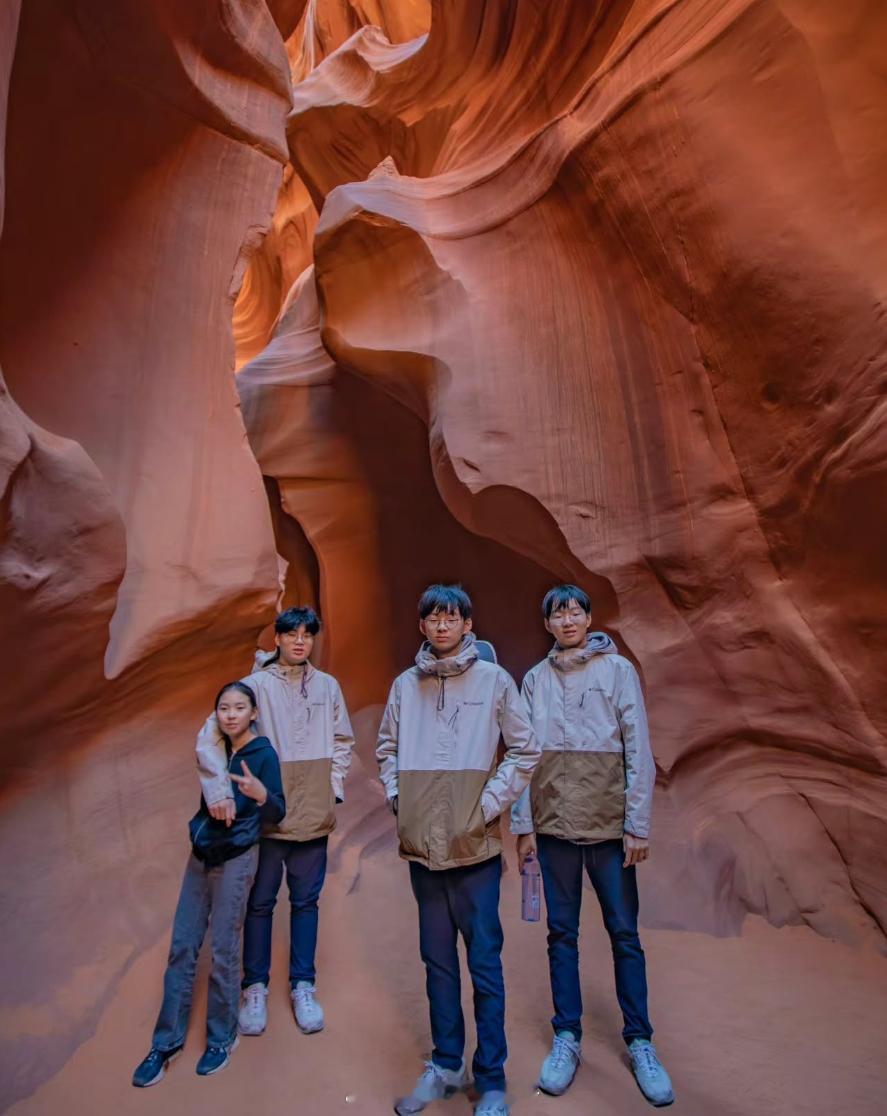 宋家三胞胎14岁了宋大韩身高超185cm 3月16日是宋家三胞胎大韩、民国、万岁