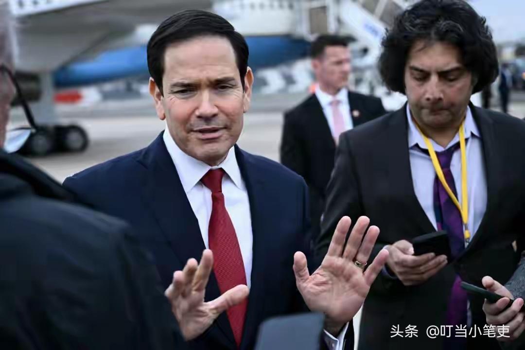 “泽连斯基就是俄乌和平的最大阻碍”，特朗普曾恨恨不已地公开抱怨道。

针对美国总