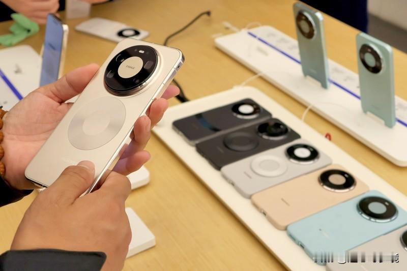 曝华为2026年推7000mAh电池机型 最近数码圈有大消息，博主爆料华为 70