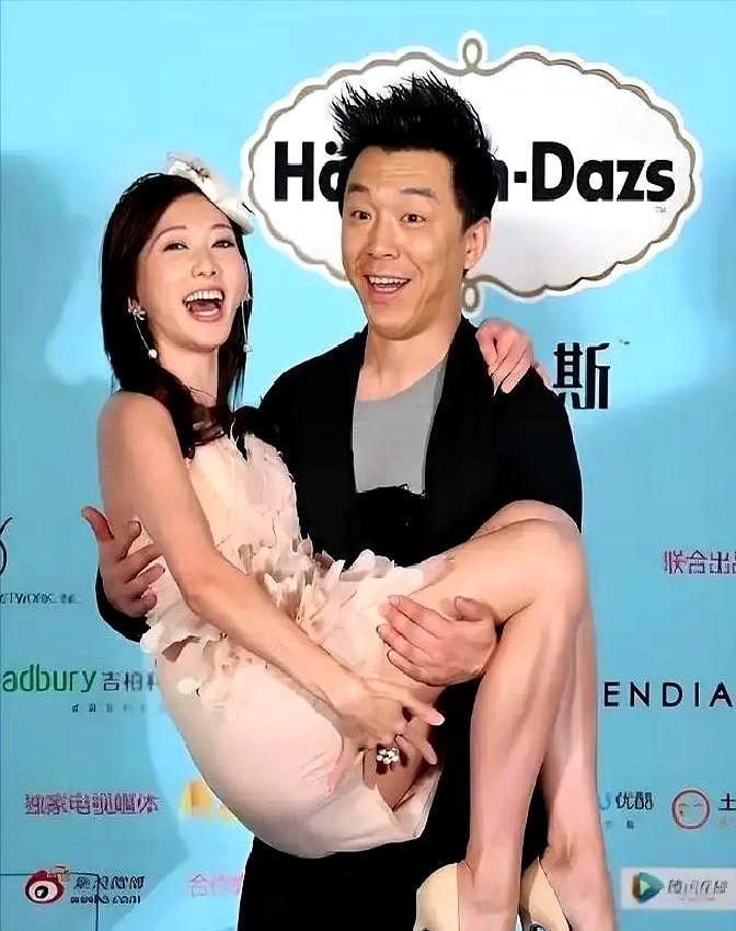 林志玲问黄渤最爱她哪，黄渤说脸，因为能看出情绪。后来志玲姐想嫁他，黄渤只送祝福。