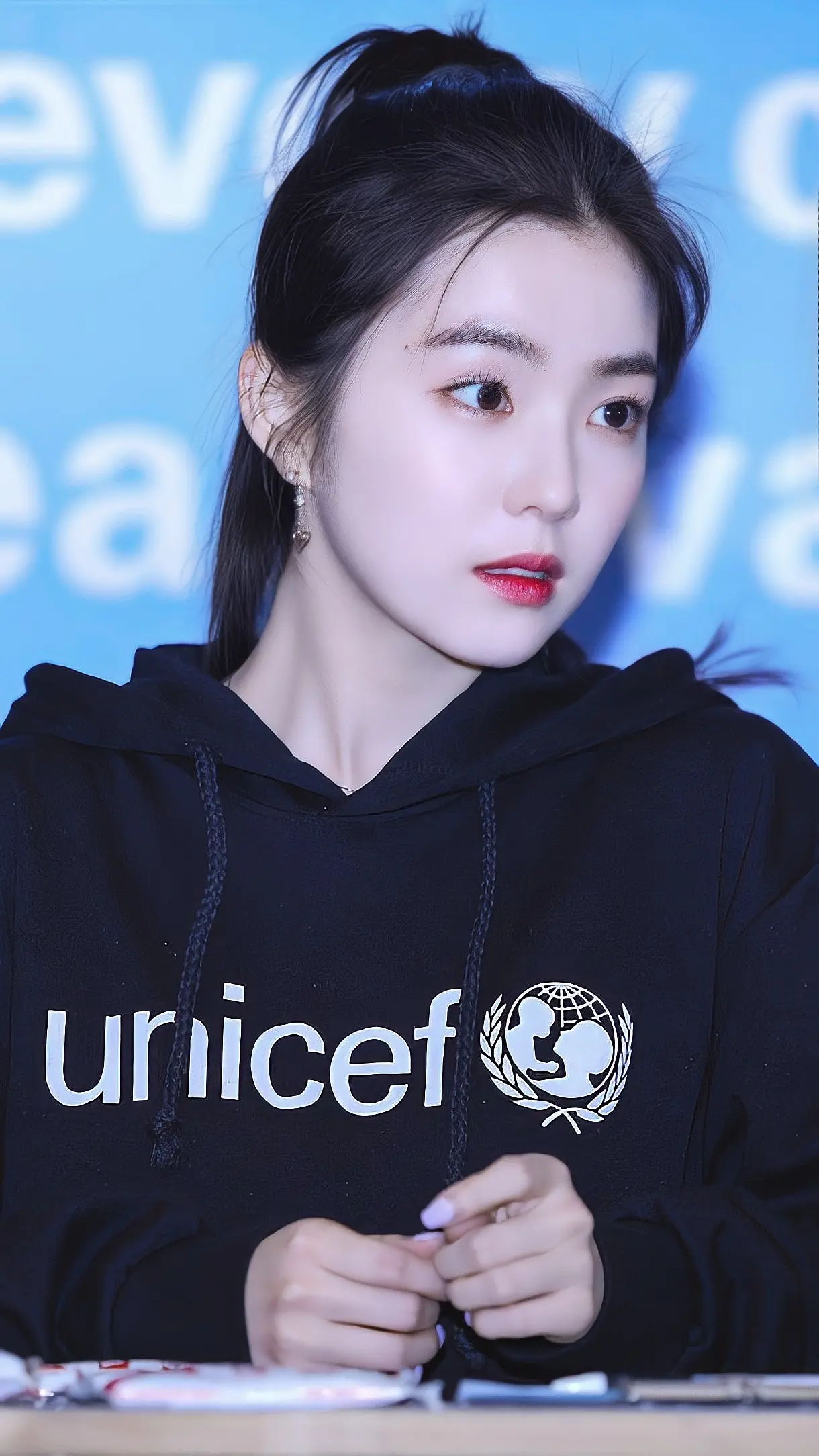 裴珠泫 高颜值 完美侧颜杀 壁纸