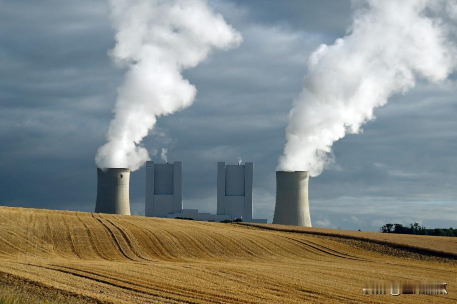 德国煤炭产量持续下降。德国褐煤协会称，1-8月进口下降了24.4%。其国内生产方