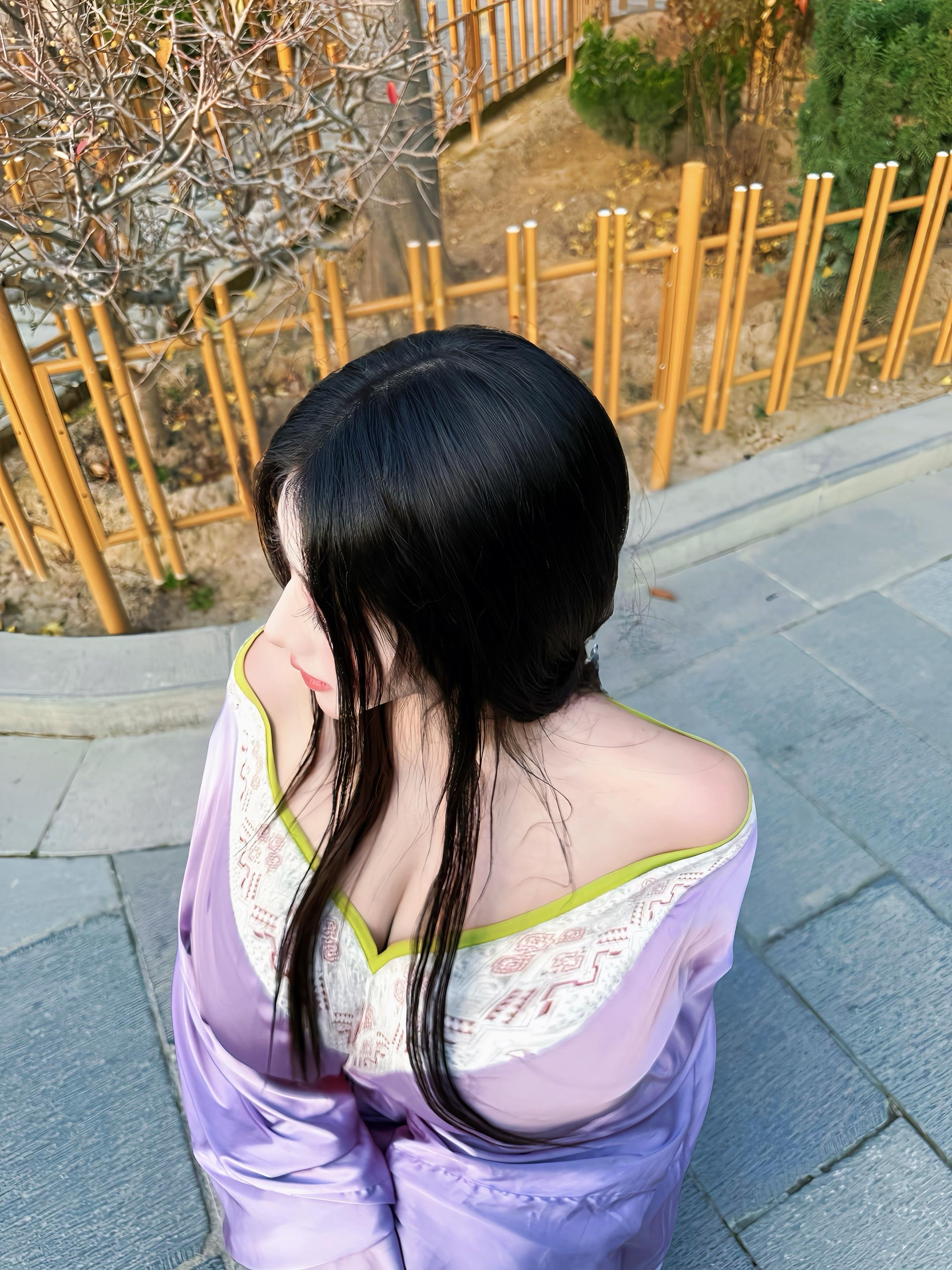 下辈子还和你纠缠。