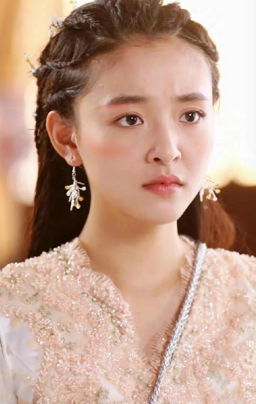 官宣离婚3年多，这次吴倩和张雨剑联手，给内娱离婚夫妻上了一课
娱乐 明星