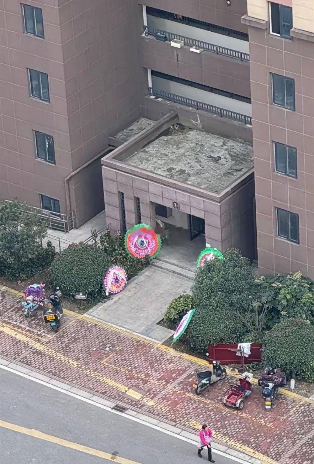 以后再也不敢买回迁房了。 