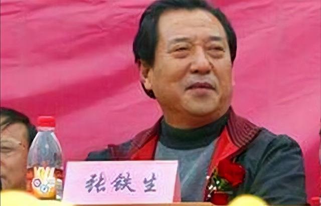 47年前，那个高考交白卷的英雄”张铁生，如今过得怎样？

“白卷”二字，是时代的