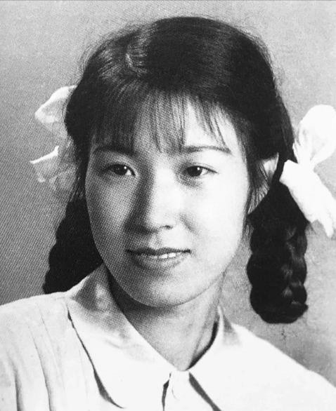 晴雨风说史[超话]晴雨风说史1956年，李玉琴走出同丈夫溥仪过夜的房间，第一句话