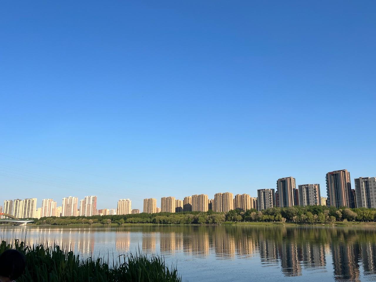 随手拍一张你所在城市的蓝天景色