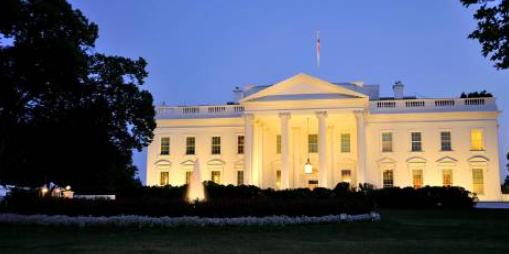 白宫要添新地标了？美国总统特朗普想给白宫翻新面子，刚把建宴会厅的手续办下来，转头