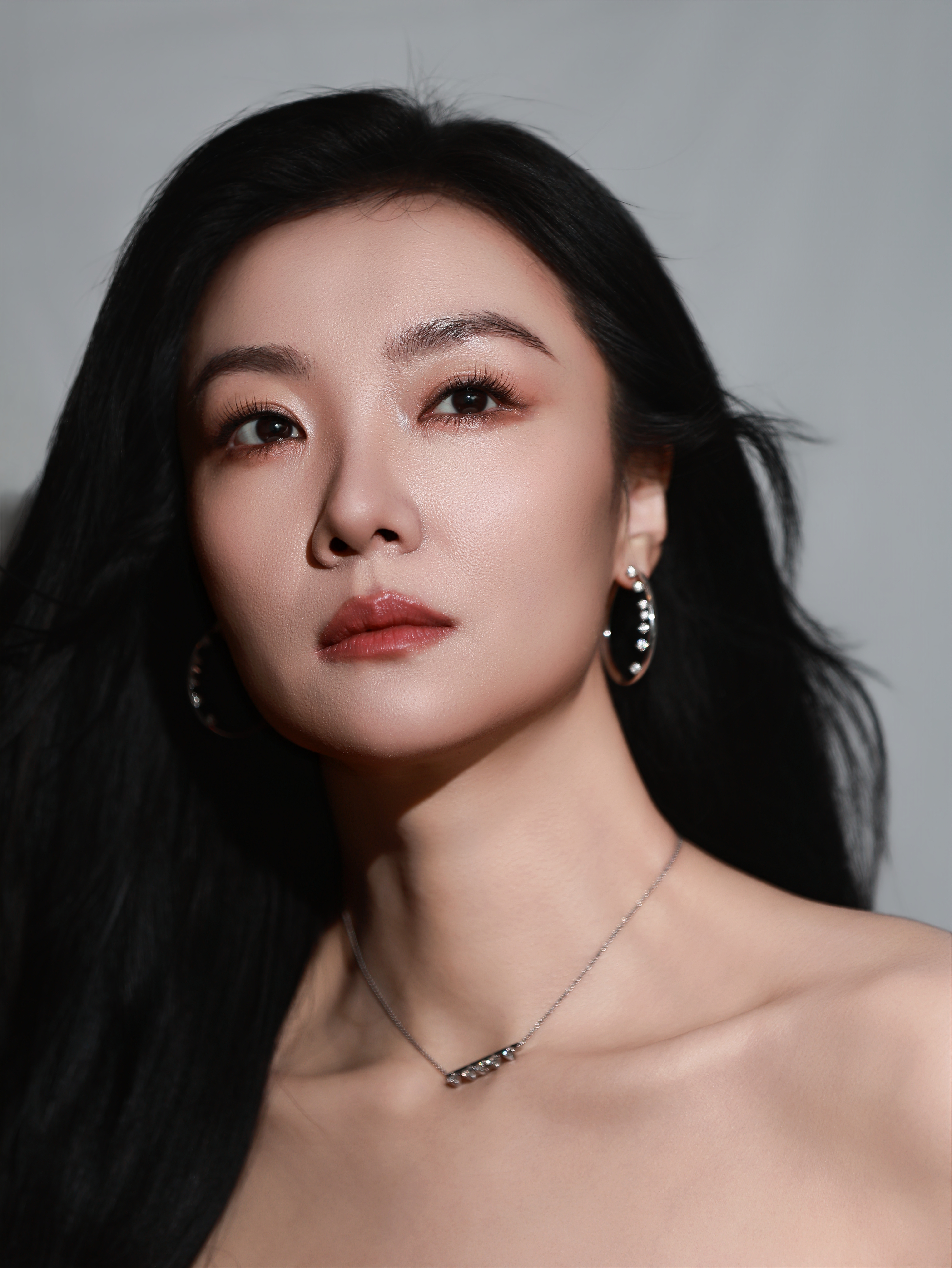 齐溪  🎬中国电影120周年活力之夜 讲述银幕故事，重逢影像时光。12月31日